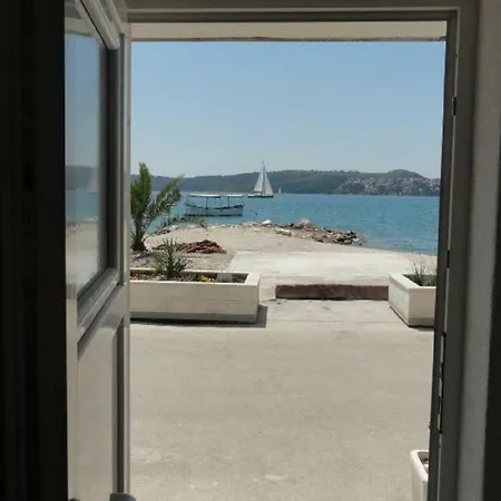 Apartment Luka Trogir